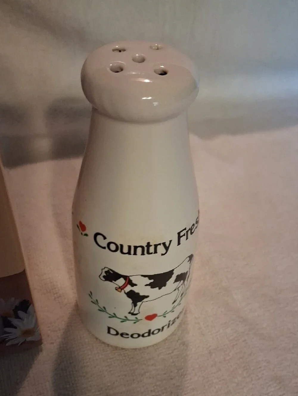 White Ceramic Refrigerator Backing Soda Holder